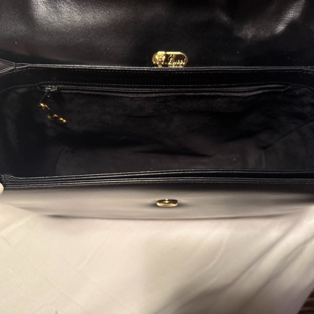 NEW AUTHENTIC VINTAGE Gucci Handbag with Bamboo Handle & Lock and Dust cover - Picture 4 of 10
